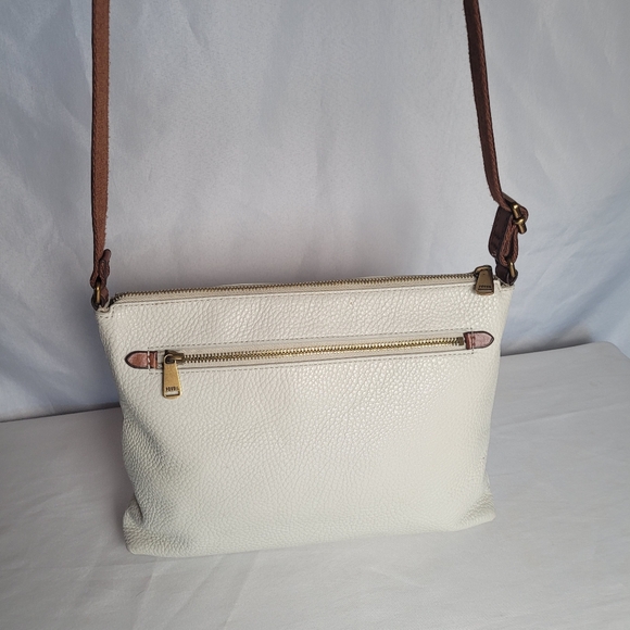 Fossil Kinsley Ivory Brown Leather Crossbody Bag - Picture 2 of 16